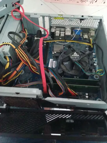 Computador Positivo Master Slim (SFF) - Não Liga / Para Retirada de Peças ou Conserto