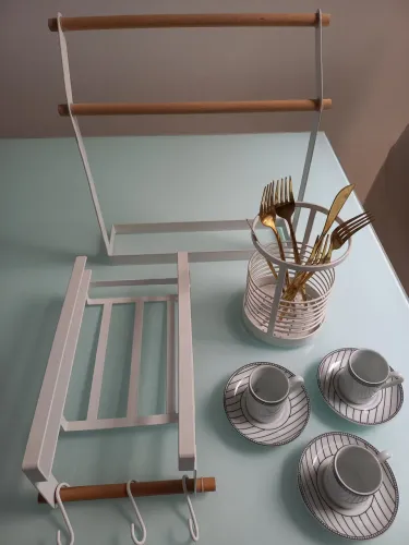 Lindo kit em metal (oportunidade)
