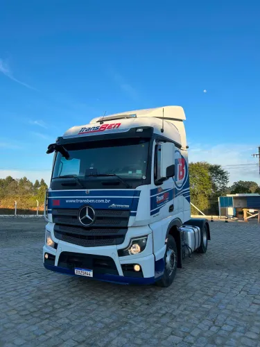 Mercedes 2045 2022 4x2