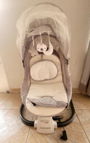 Cadeira de descanso bebê 3 em 1 música com balanço automático  Snug - MAXI BABY. Com 5 vel