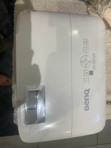 Vende se Projetor Benq MW550