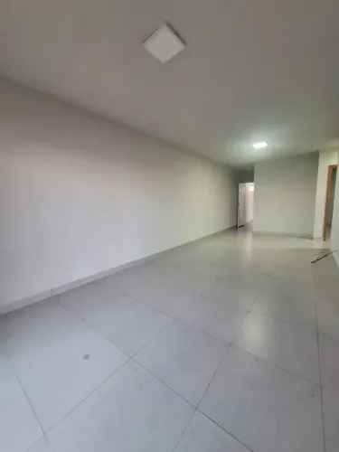 Imóvel para aluguel tem 90 metros quadrados com 3 quartos em Jardim Imperial - Cuiabá - MT