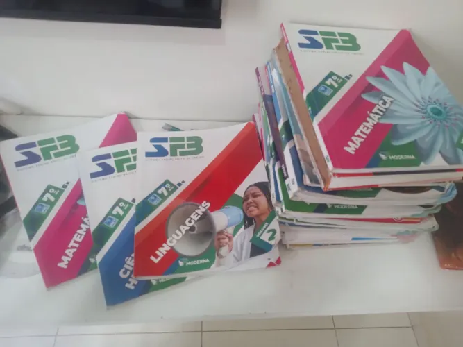 Livros SFB SISTEMA FARIAS BRITO 07 ANO ARAPIRACA *