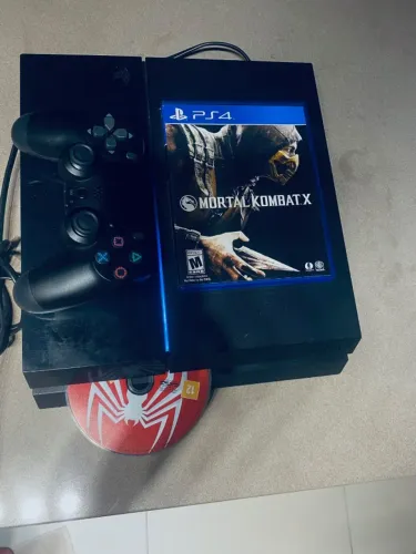PS4 FAT +2 JOGOS/CONTROELS