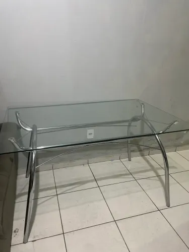Mesa grande de vidro