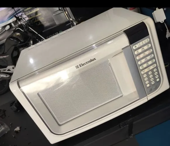 MICRO-ONDAS 31 LITROS