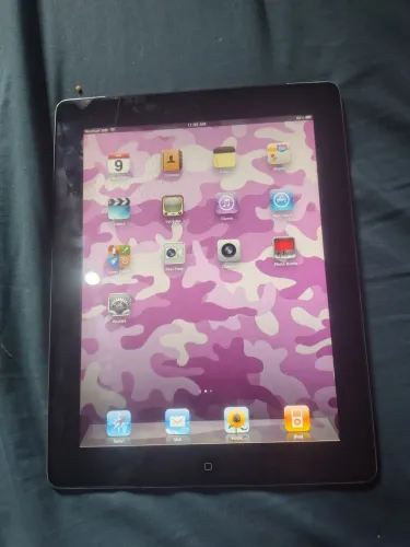 iPad 2 Apple - Com Carregador Novo (Para Coleção ou Peças)