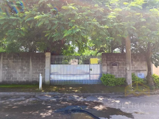 Chácara com 3 dormitórios à venda, 1022 m² por R$ 630.000,00 - Chácaras Luzitana - Hortolâ