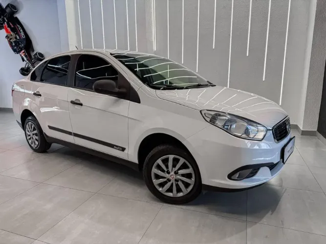 Fiat Grand Siena Attractive 1.0 Flex 8V 4P 2019