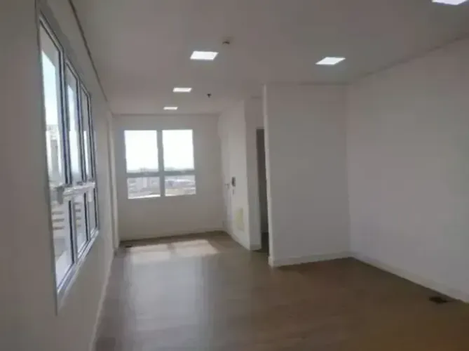Imóvel para venda tem 26 metros quadrados em Centro - Jacareí - SP