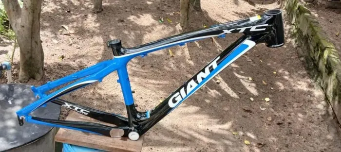 Quadro Giant