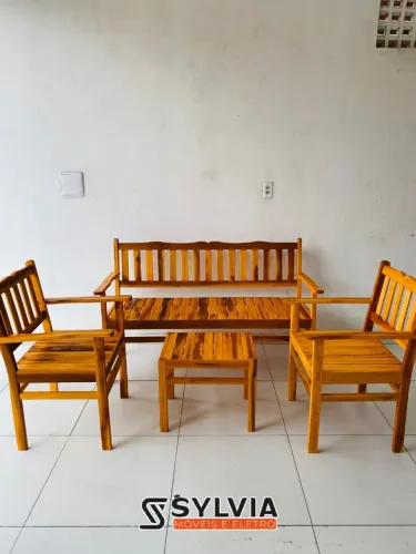 Conjunto namoradeira na madeira Pereira 