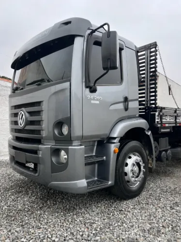  VW Constellation 24.250 - 2010