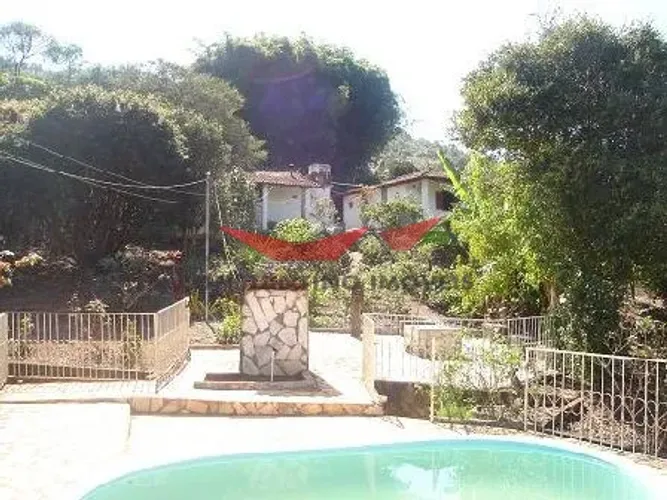 Fazenda / Sítios / Chácaras com 3 quartos à venda em Itatiaiuçu