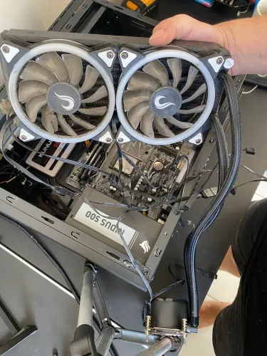 Limpeza de computadores, notebooks e placa de video