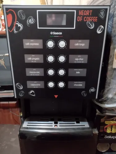 Máquina de café cafeteira multibebidas Saeco Phedra Evo hiper automática