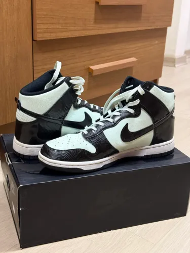 Tênis Nike Dunk Hi 41
