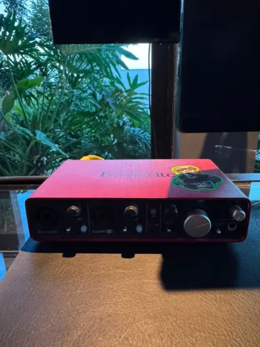 Focusrite Scarlett 2i4
