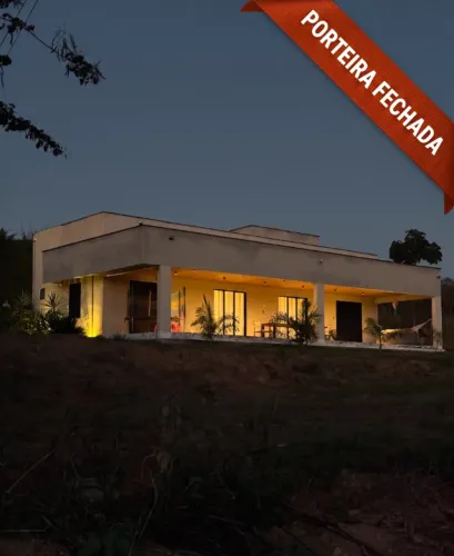 Porteira Fechada: Chácara Alto Padrão 4.000m² | Recanto do Rabo Fino em Unaí MG