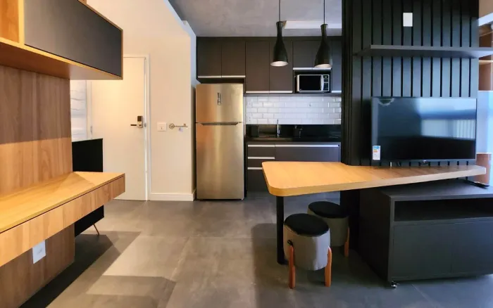 Apartamento com 1 Quarto para alugar, 40m² - Cambuí