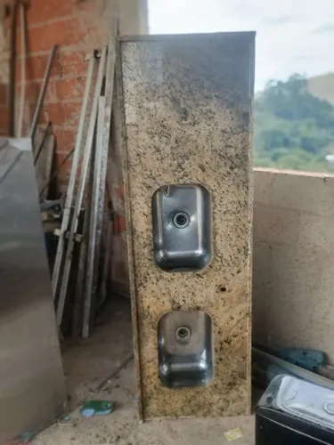 Pia duas cubas