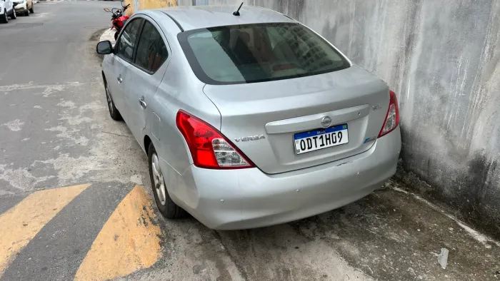 Nissan Versa SL 1.6 16V Flex Fuel 4P Mec. 2013