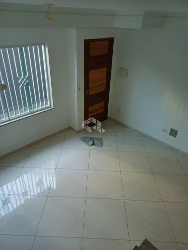Casa à venda na Vila Matilde com 2 dormitórios (1 suíte)