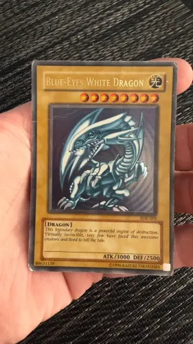 Blue-Eyes White Dragon (SDK-001) - Yu Gi Oh