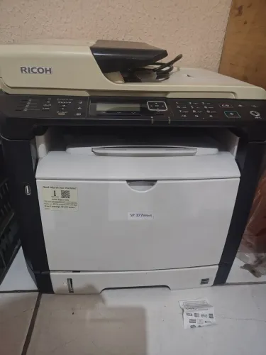Impressora Ricoh com defeito