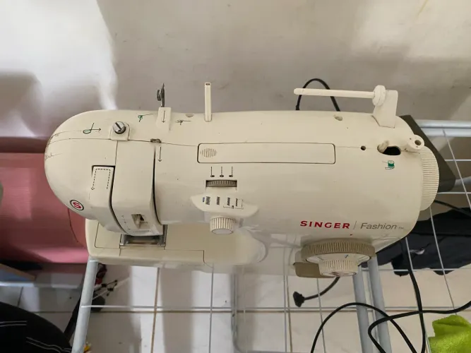 Máquina de costura