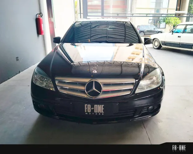 Mercedes-Benz C-180 CGI Classic 1.8 16V 156cv Aut. 2011