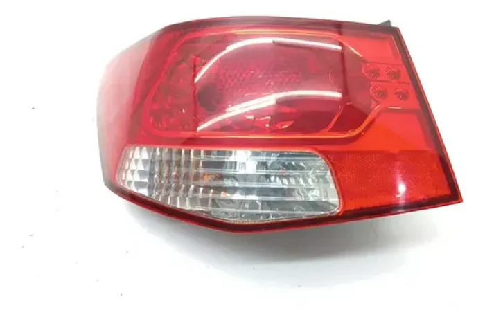 Lanterna Traseira Lado Esquerdo Kia Cerato 2010 Esquerdo/motorista Vermelho