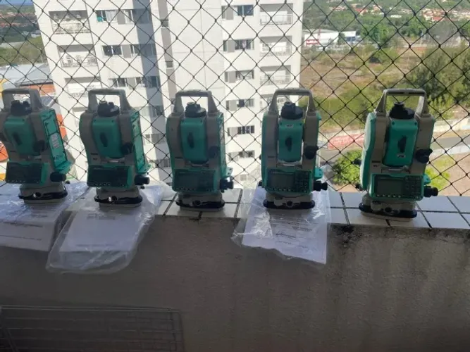 Estacao Total Nikon DTM-322 ou DTM-332 (Usada)