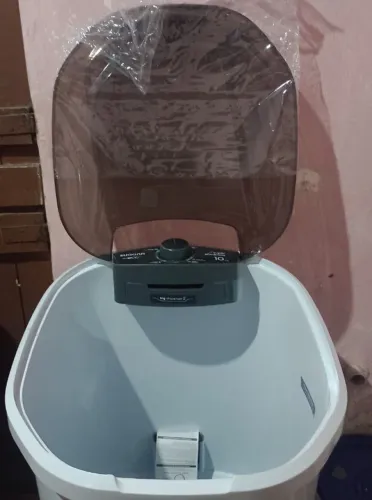 Vendo tanquinho Suggar10k interessados chamar no PV.Em estado de novo usado apenas 4 vezes