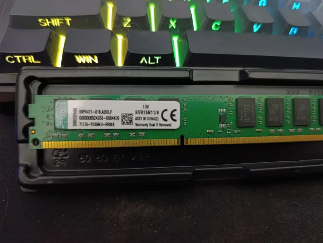 Memória Kingston 8gb DDR3 1600MHZ - DESKTOP