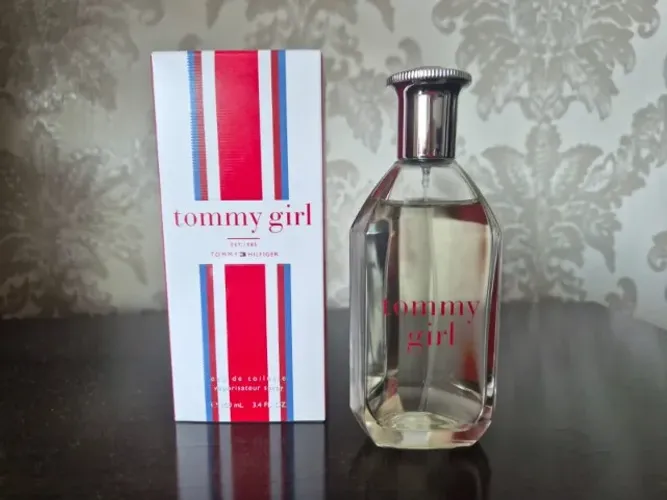 Perfume Original Tommy Hilfiger. Tommy Girl. 100ml. Novo!