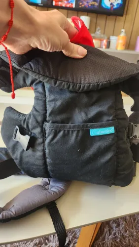 Canguru Ergonomico Infantino