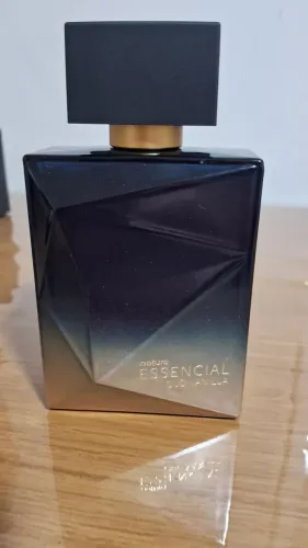 Kit com 3 perfumes Natura novos apenas testado.
