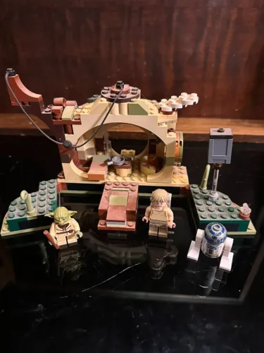 LEGO Star Wars A Cabana de Yoda 75208 ORIGINAL