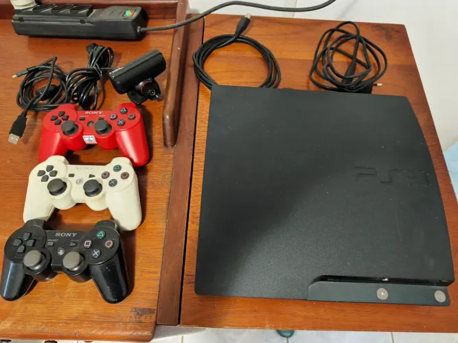 Playstation 3 com + de 40 jogos