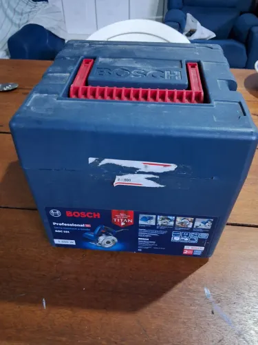 Vendo Makita Profissional Bosh 1500W zerada