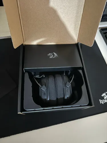 Headset Redragon Zeus Pro 2 NOVO + Suporte suspenso