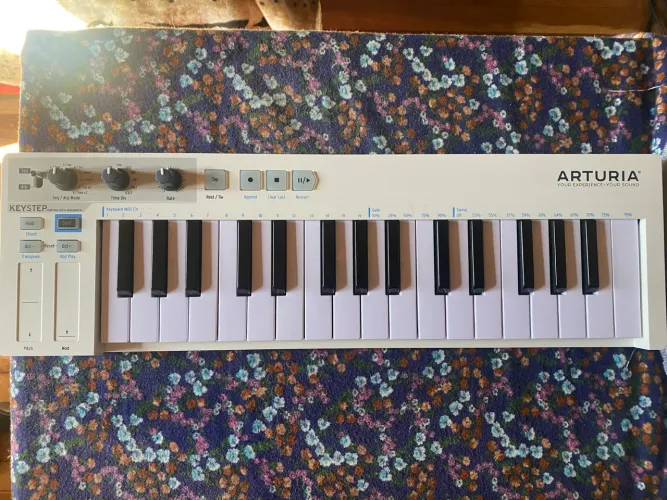 Controlador Arturia Keystep 32