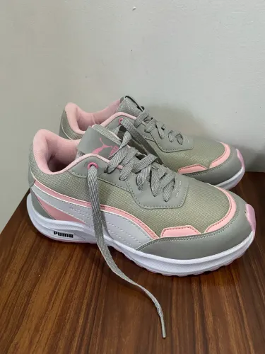 Tênis Feminino Puma - Cinza com Rosa