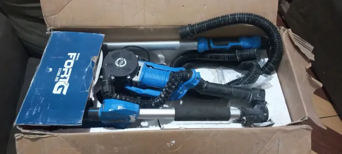 Lixadeira Girafa usada 2 vezes completa(400 reais) troco por game,PC,celular *
