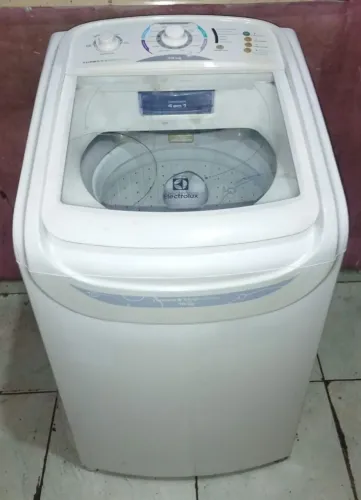 Máquina de lavar Electrolux 10kg