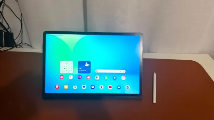 Samsung Galaxy Tab S10 FE+ 128GB | Praticamente novo | S Pen + Capa