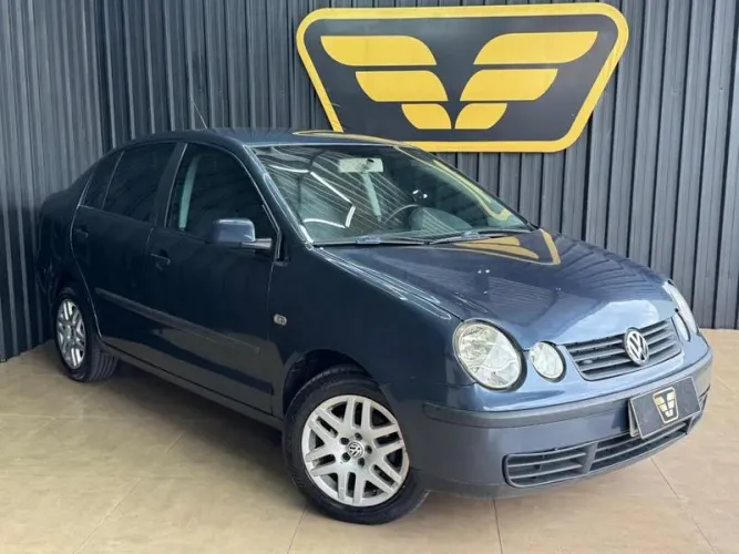 Volkswagen Polo Sedan 1.6 MI 101cv 8V 4P 2005