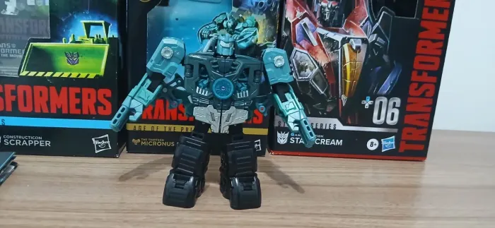 Transformers AOTP Micronus Prime