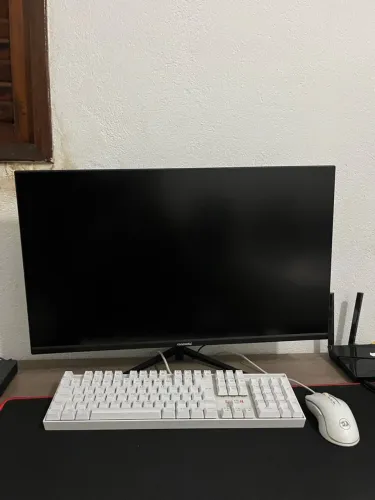 Monitor teclado e mouse